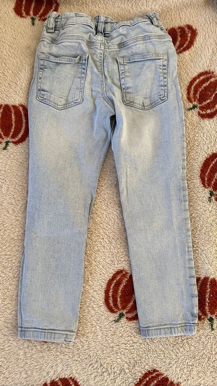 💜 Jeans bleu clair Primark taille 5/6 ans 💜 - photo numéro 5