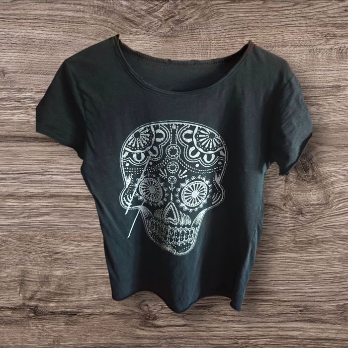 Tee-shirt manches courtes femme perle tête de mort noir T. 40