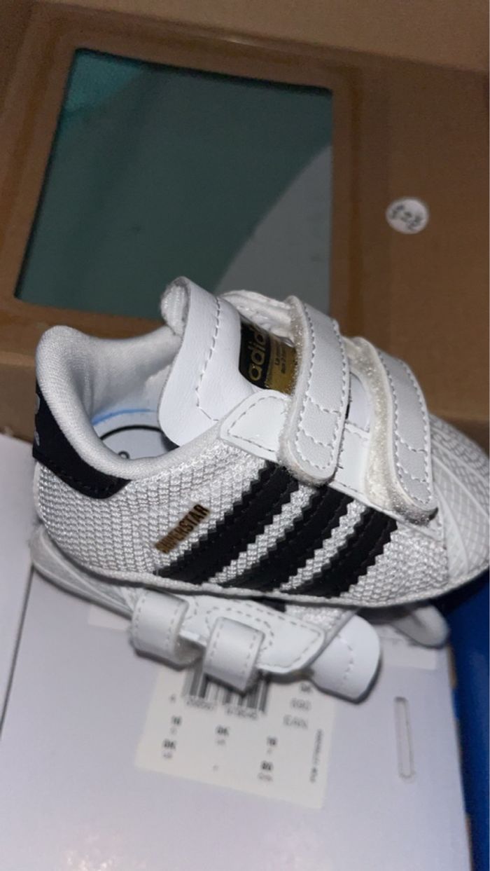 Basket Adidas bébé