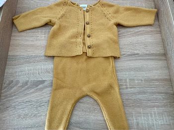 Ensemble en maille taille 3 mois