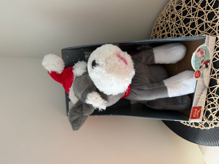 peluche  chien Père Noël avec son et mouvement