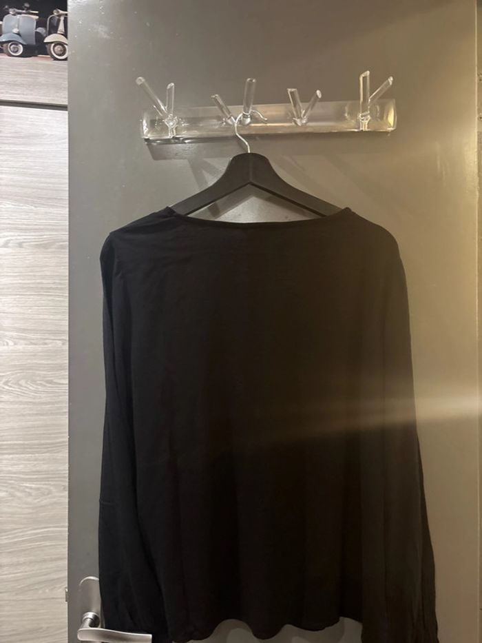 Blouse manches longues col V noir TL - photo numéro 2