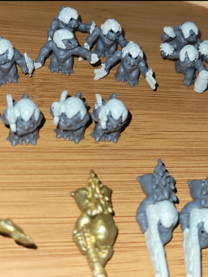 Lot de mini figurines atomicron collection - photo numéro 4