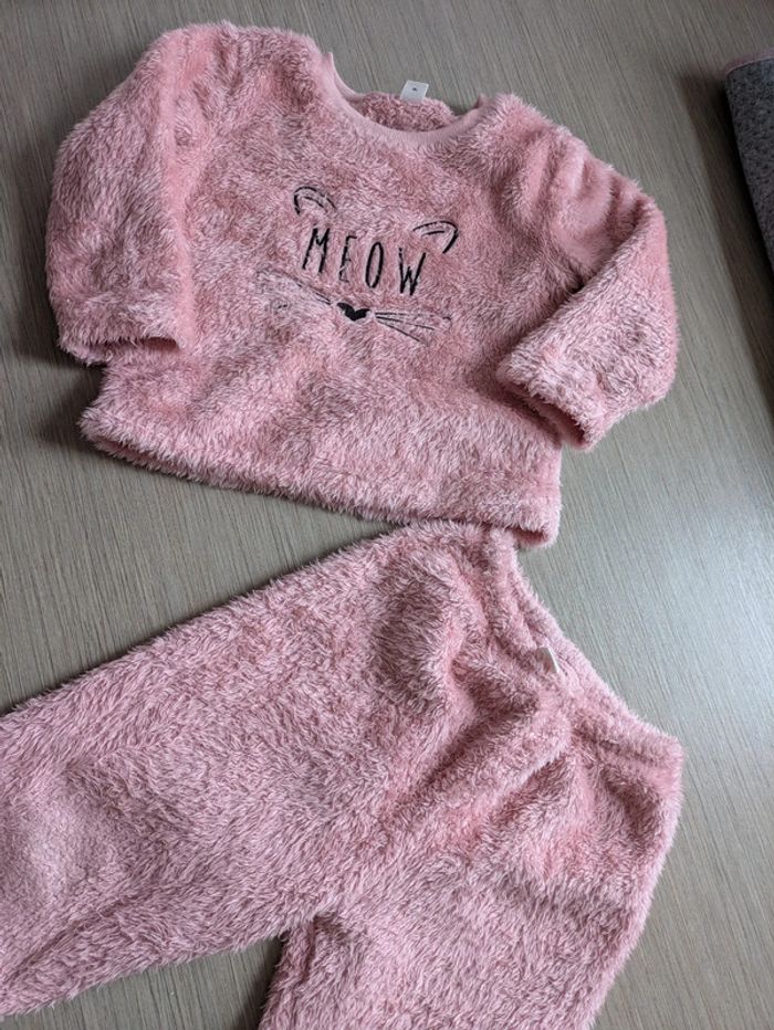 Pyjama pilou shein 5ans - photo numéro 2