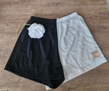 Short léger noir et blanc