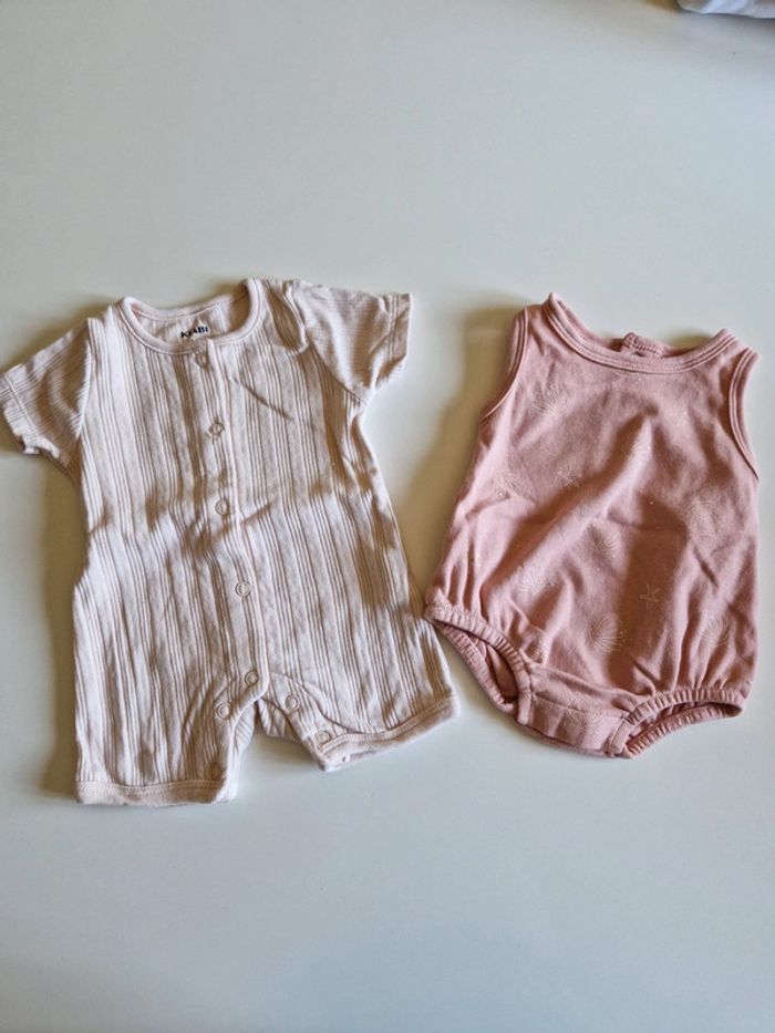 Lot de 2 barboteuses Kiabi 1 mois neuves