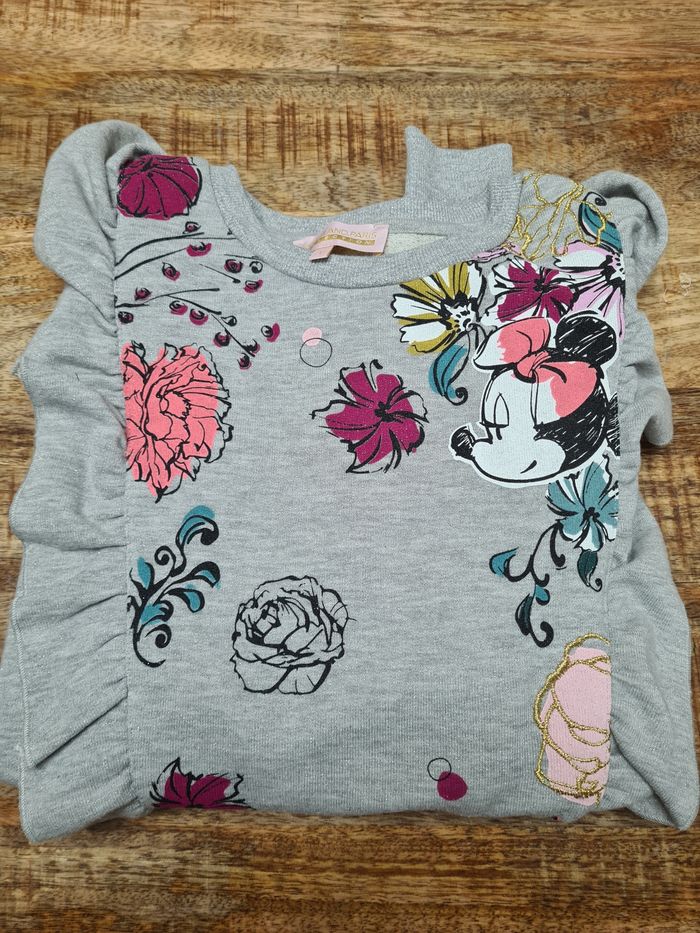 Sweat pull Disney acheté au parc Taille S neuf - photo numéro 2