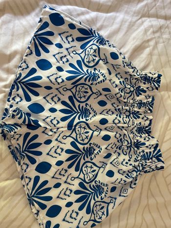 Short bleu