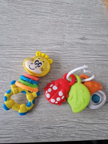 Lot 2 hochets chicco 👶