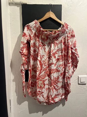 TEE shirt
