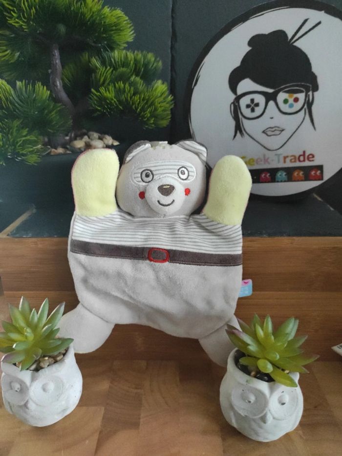 Doudou Raton Laveur Gris Sucre D'orge plat mouchoir #geektradedoudou