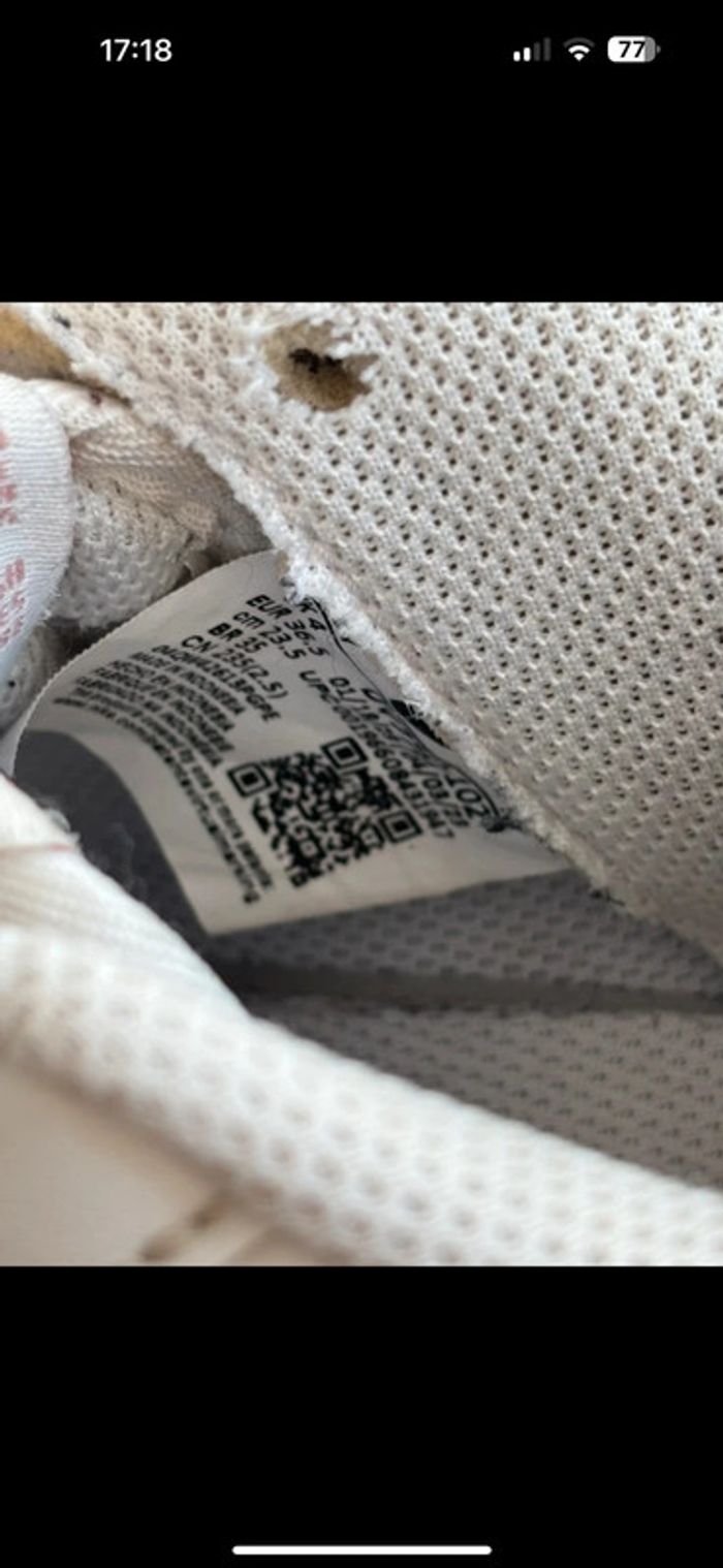 🩷 Nike Air Force 1 Low - Blanc & Rose saumon - Taille 36,5 - photo numéro 2