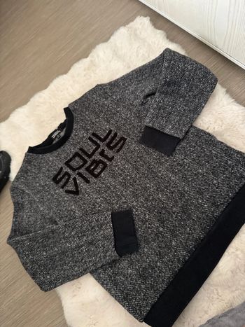 Pull noir 14 ans bien chaud galerie lafayette