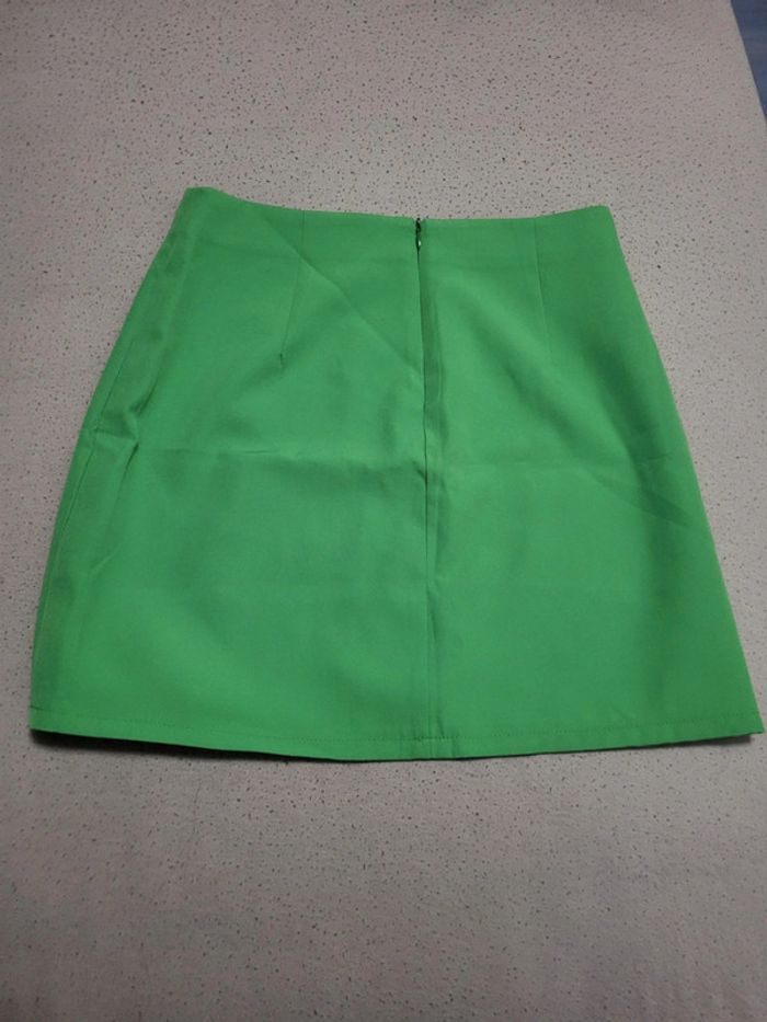 Magnifique jupe verte. - photo numéro 3