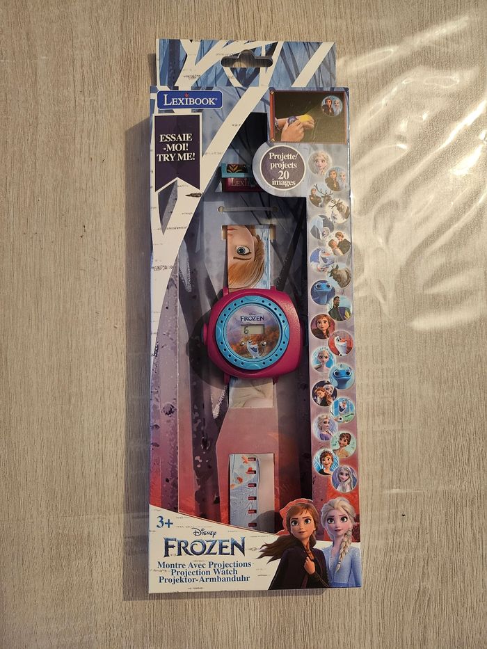 Montre Reine des neiges avec projection.