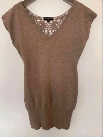 Haut avec dentelle  dos  Taille Unique  38