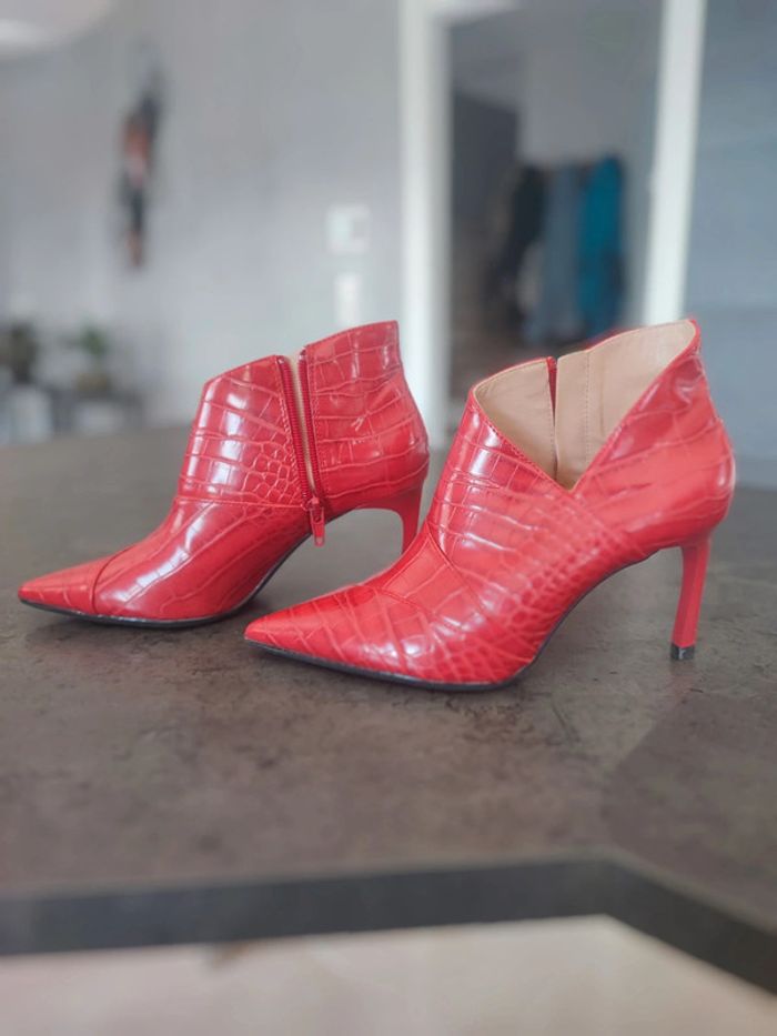 Low boots à talons rouges vernis Zara - photo numéro 3
