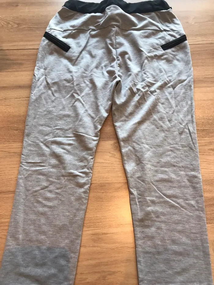 Jogging taille 38 - photo numéro 3