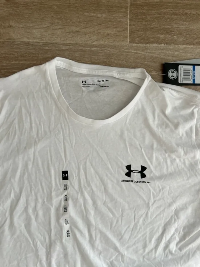 T-shirt Blanc Under Armour XL - photo numéro 2