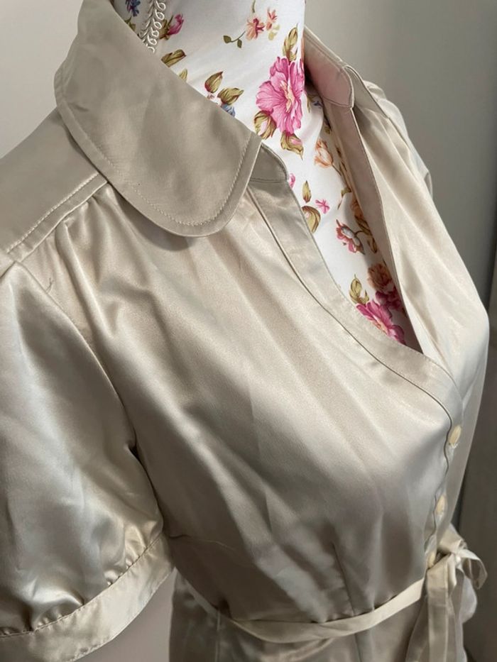 Chemisette satiné beige manche courte