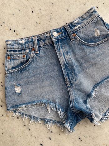 Mini Short en jean Zara 36