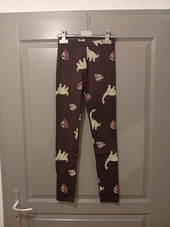 Ensemble Jurassic parc taille 12 ans - photo numéro 4