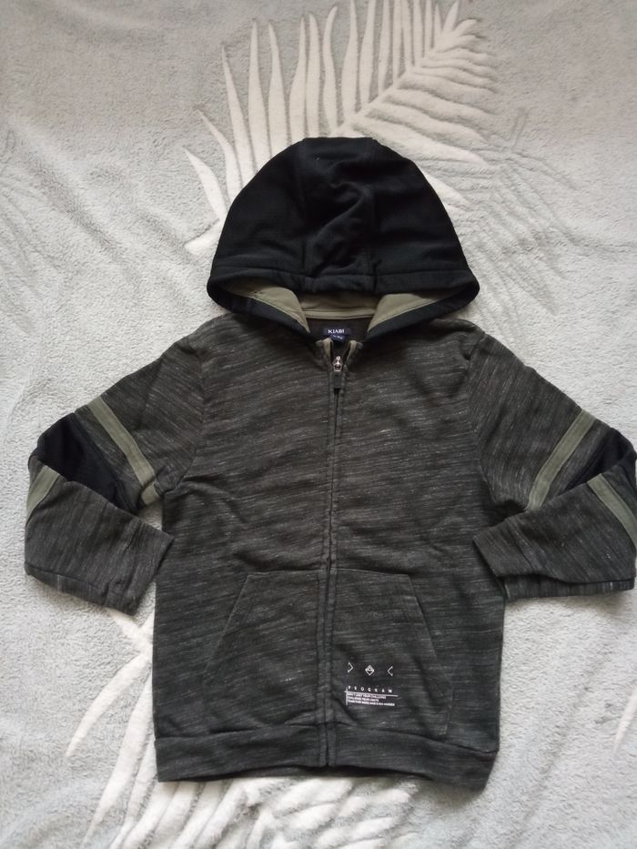 Sweat zippé Kiabi 6ans