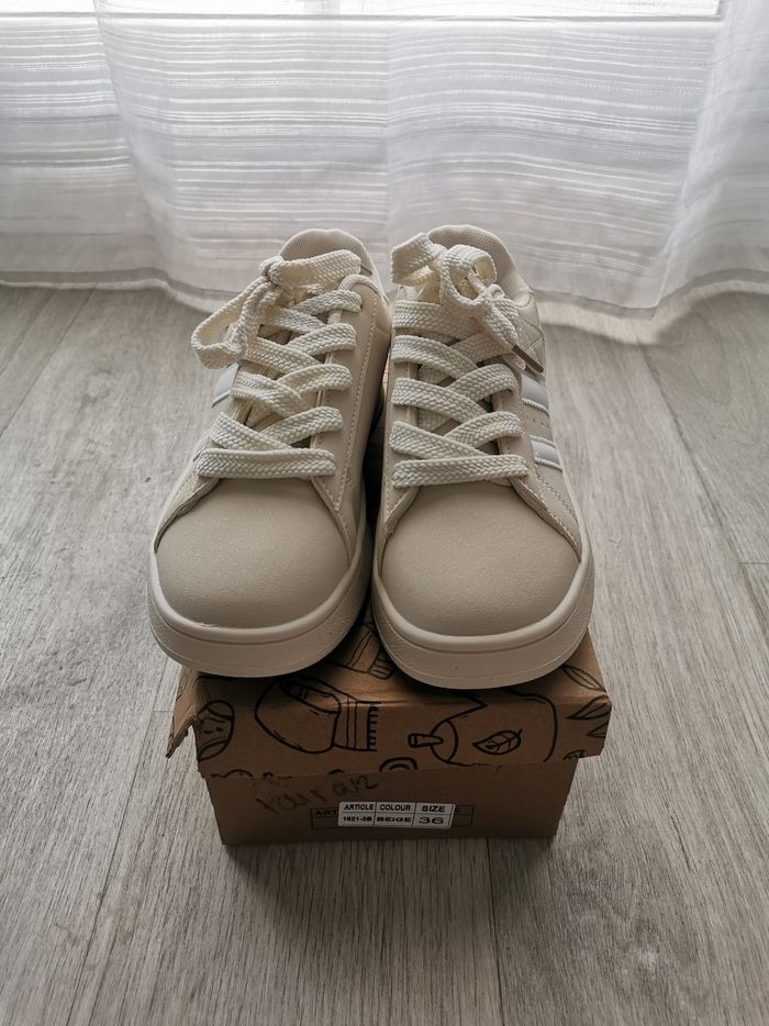 Basket beige et blanche - unisexe - taille 36 - photo numéro 2