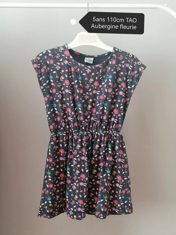 Robe aubergine fleurie Tao 5ans 110cm