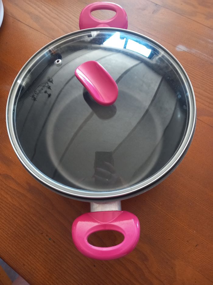 Cocotte avec couvercle