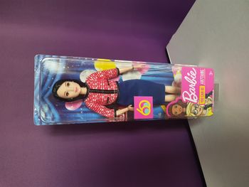 barbie métier poupée candidate politique présidente