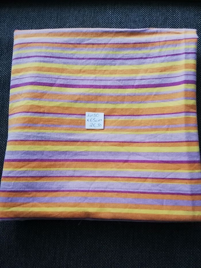 Tissu 1m80x65cm