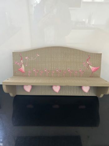 Étagère et porte manteau chambre