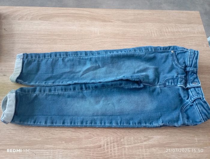 Jean chat