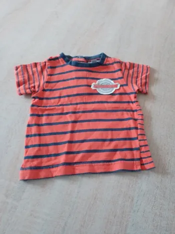 Tee shirt
