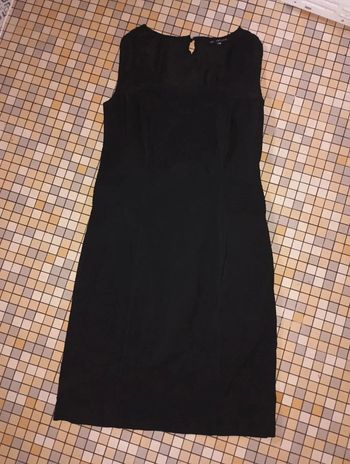 Robe chic classe taille 40 extensible marque noexcuse