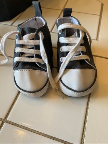 Chaussure grise semelle souple
