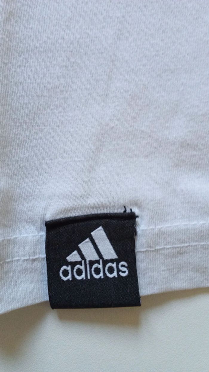 T-shirt Adidas taille M - photo numéro 3