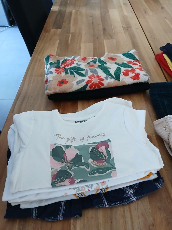 Lot 34 vêtements fille 3 ans - photo numéro 2