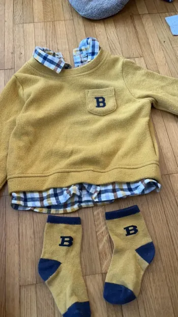Pull chemise + chaussettes
