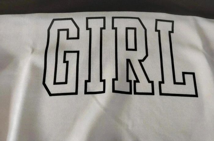 10 € Sweat-shirt à capuche Shein 11 / 12 ans - photo numéro 2