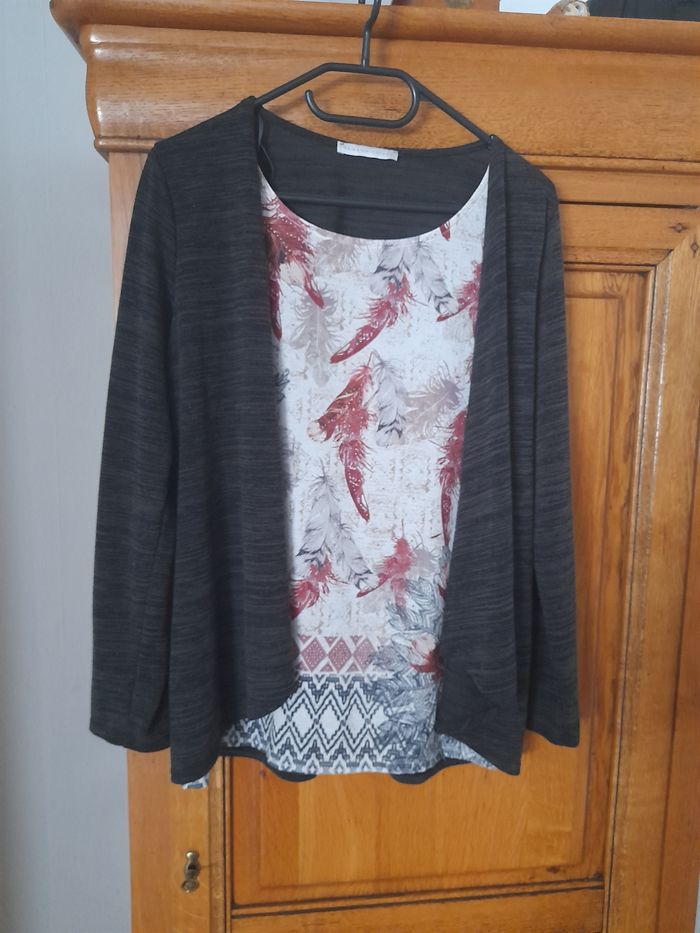 Tee shirt et gilett 42 incorporer Armand Thiery