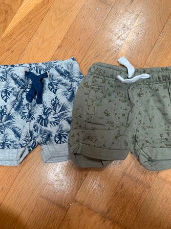 Lot 2 shorts 6 mois grain de blé