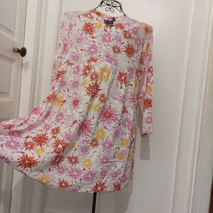 Robe colorée Hublot taille 38/M - photo numéro 6