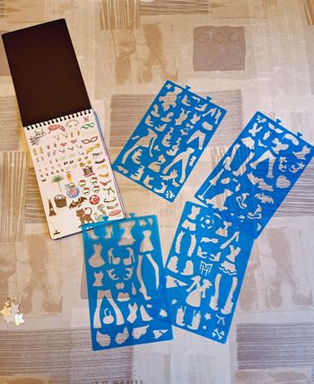 Monster High - Bloc croquis de mode avec pochoirs