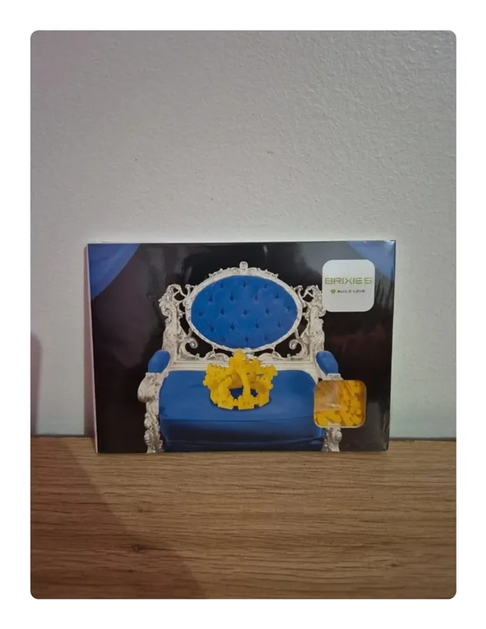 Brixies Crown