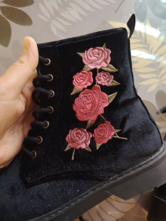 Très belle bottines plates - photo numéro 2