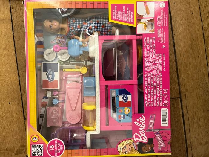 Coffret pâtisserie barbie avec pâte a modeler - photo numéro 2