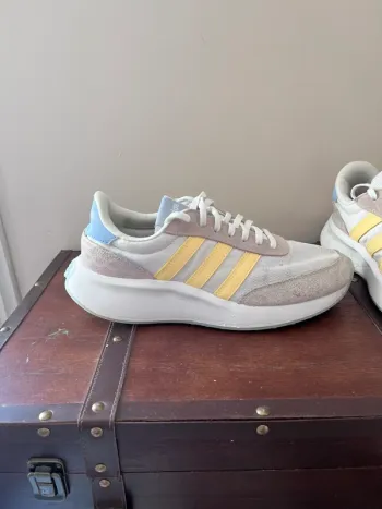 Baskets Adidas claires