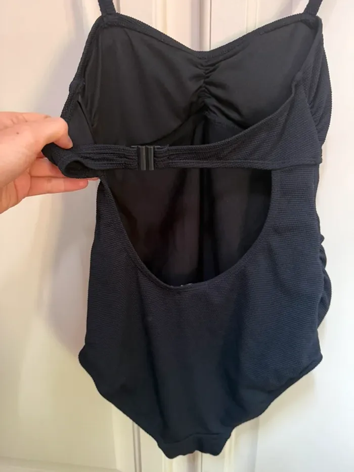 Maillot de bain noir grossesse - photo numéro 3